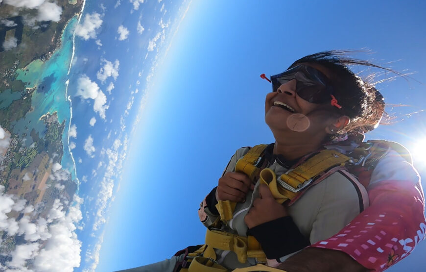 Tandem Skydive in Mauritius – 10,000 Feet